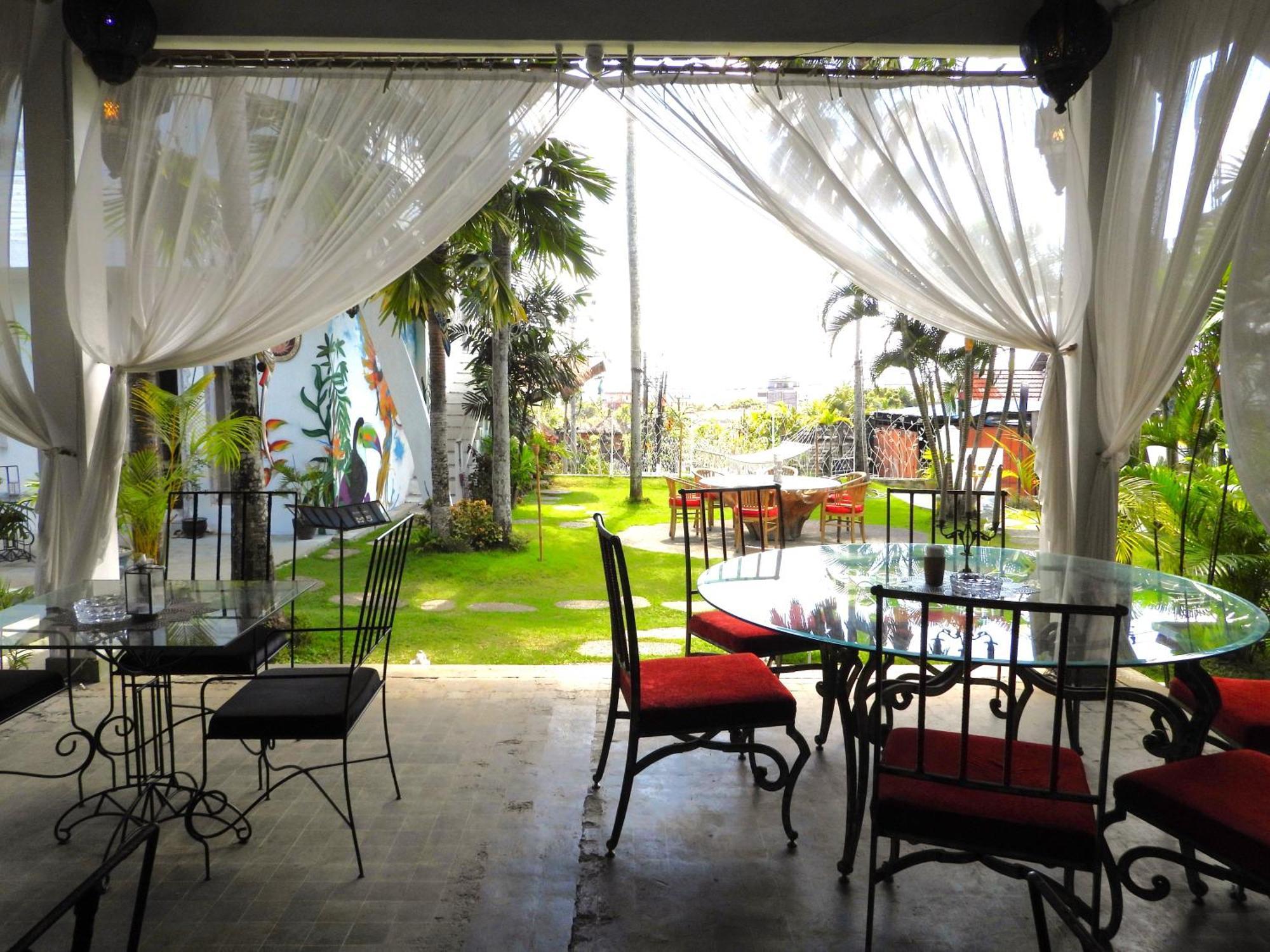 Surga Homestay Jimbaran  Bagian luar foto